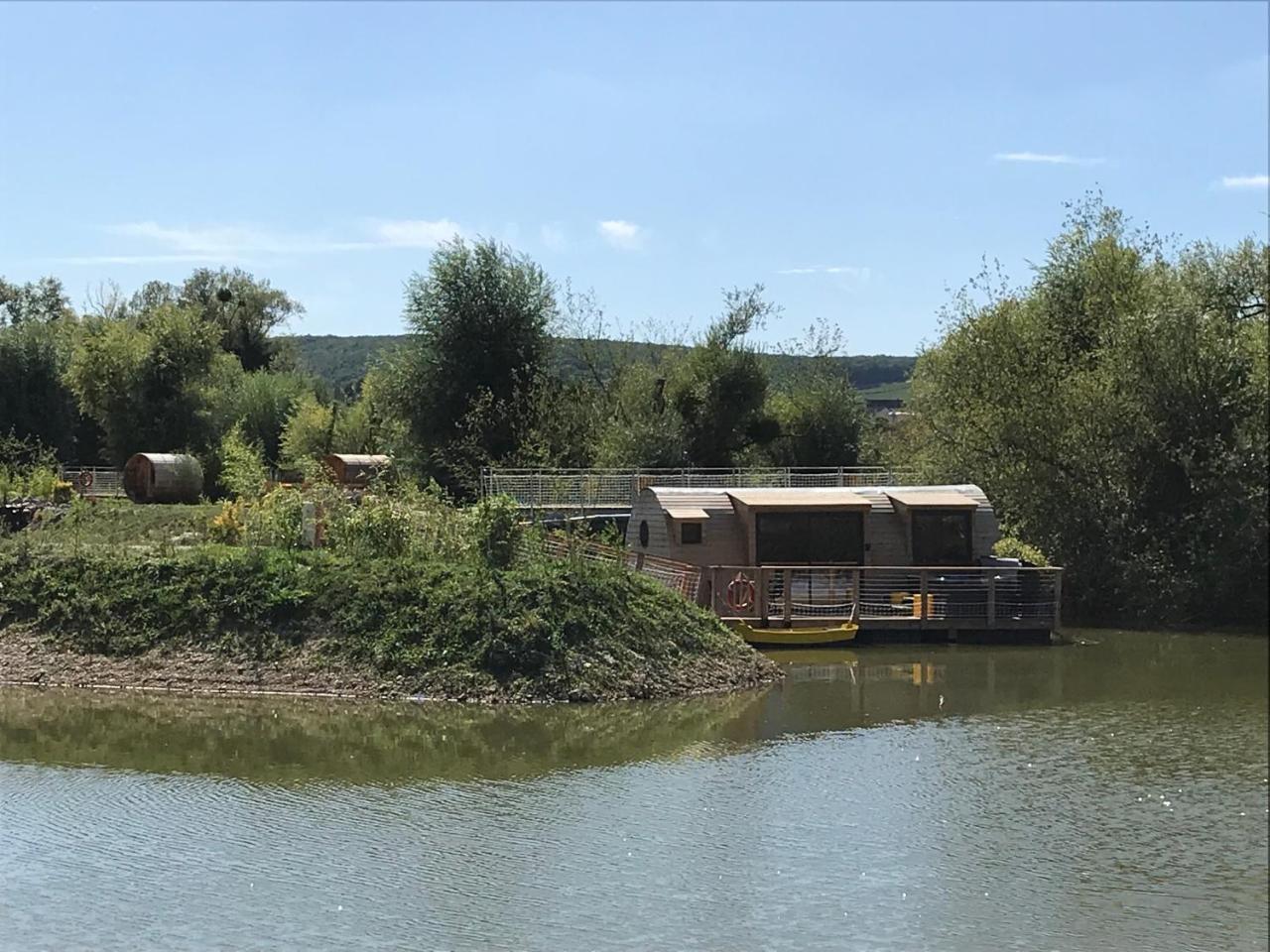 Lodges Des Grands Crus Chablis Bagian luar foto